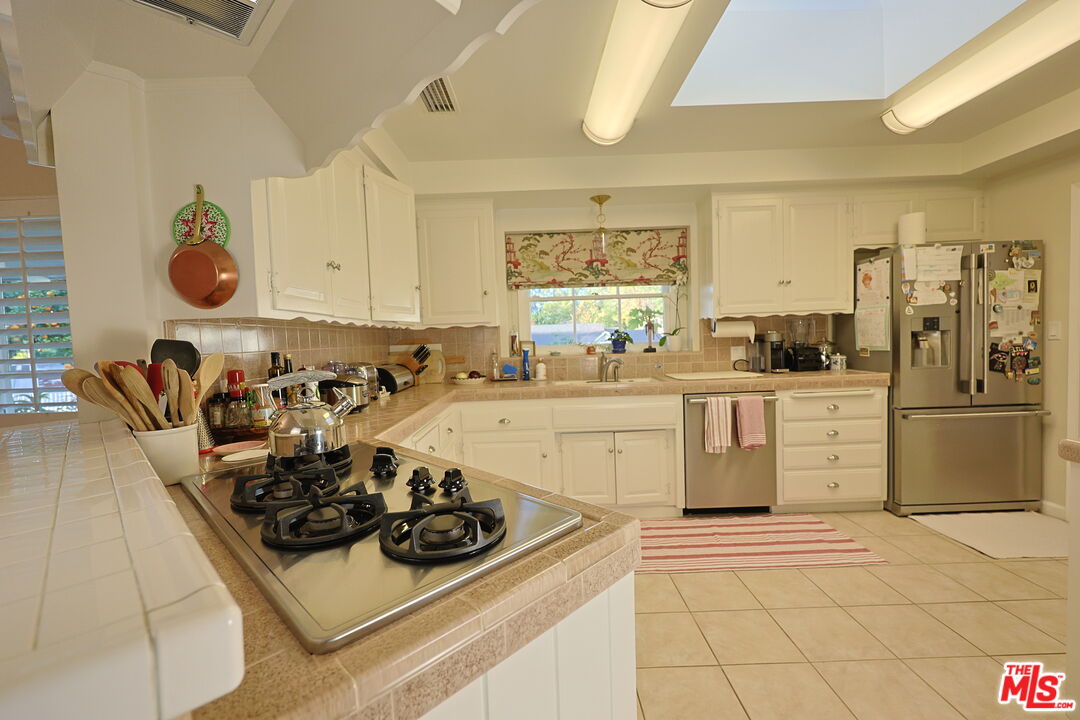 20672 De La Guerra St