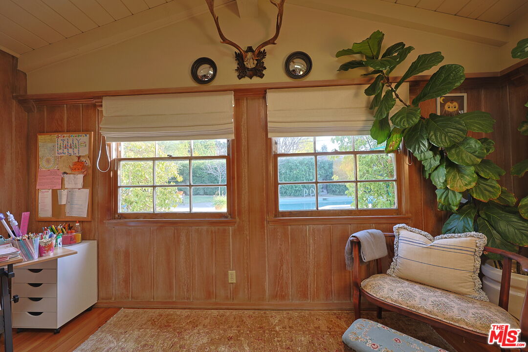 20672 De La Guerra St