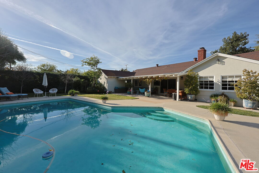 20672 De La Guerra St