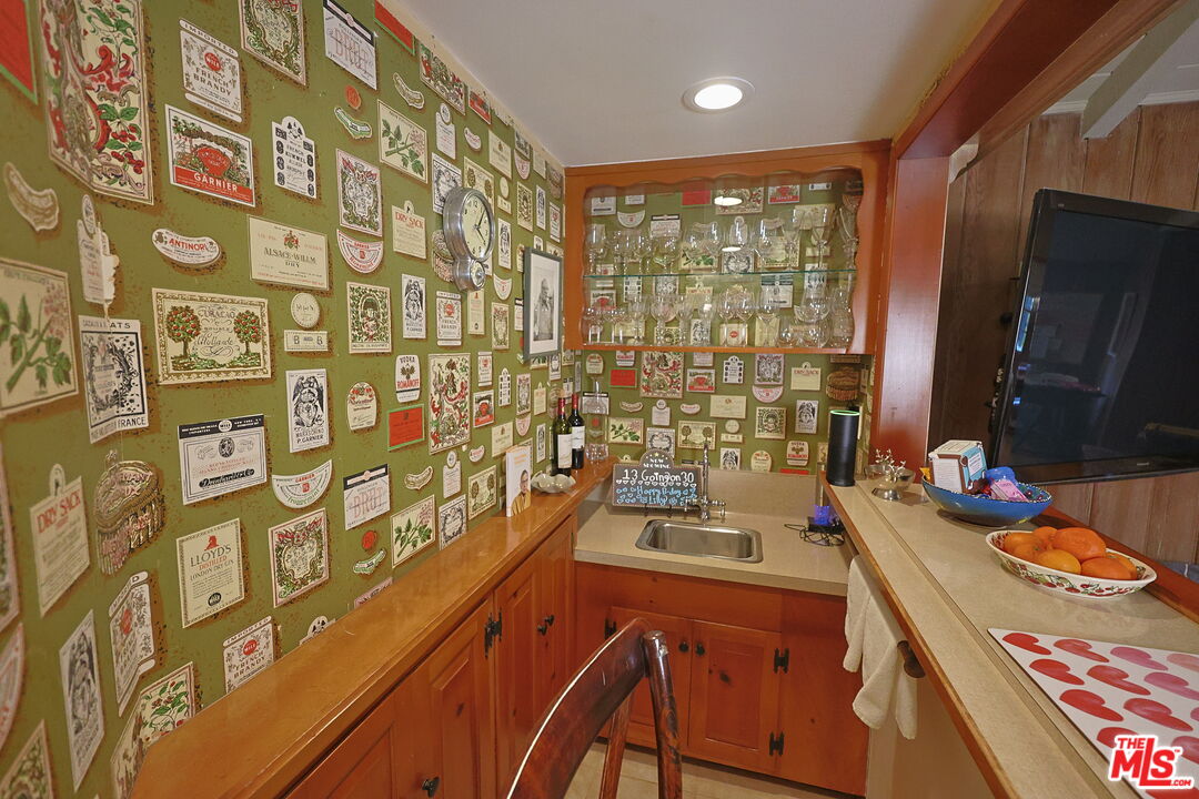 20672 De La Guerra St