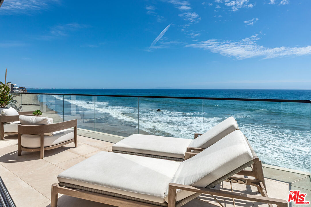 18954 Pacific Coast Hwy