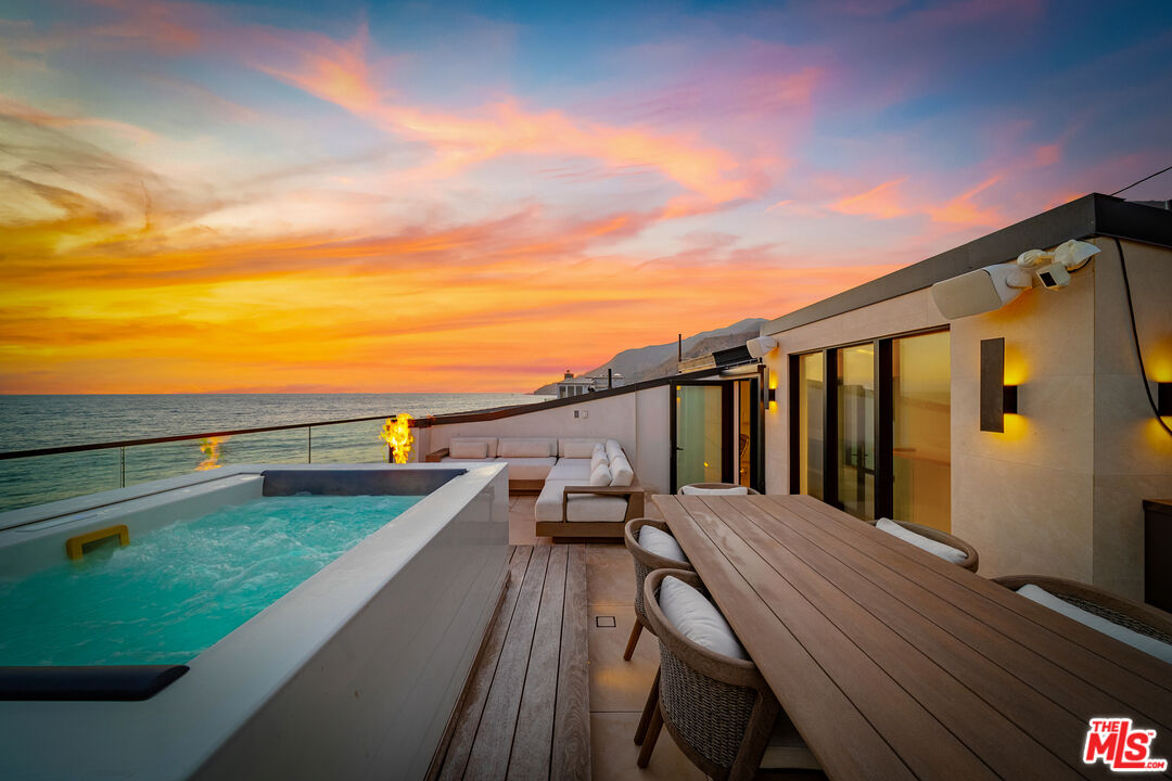 18954 Pacific Coast Hwy