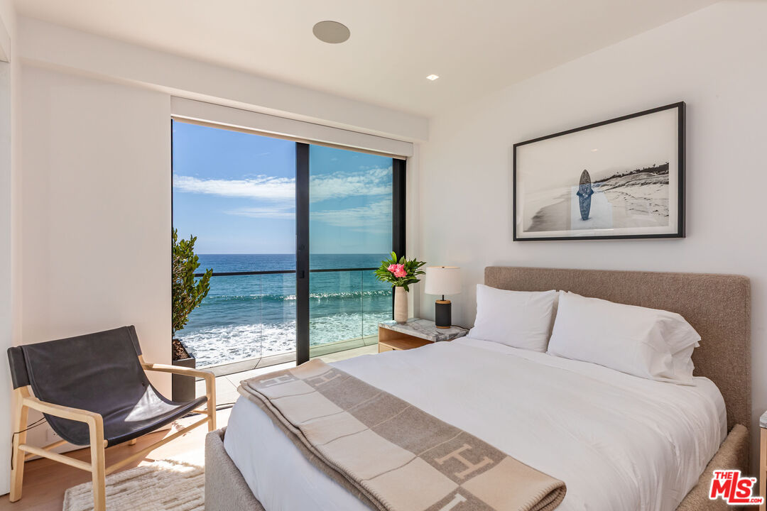 18954 Pacific Coast Hwy