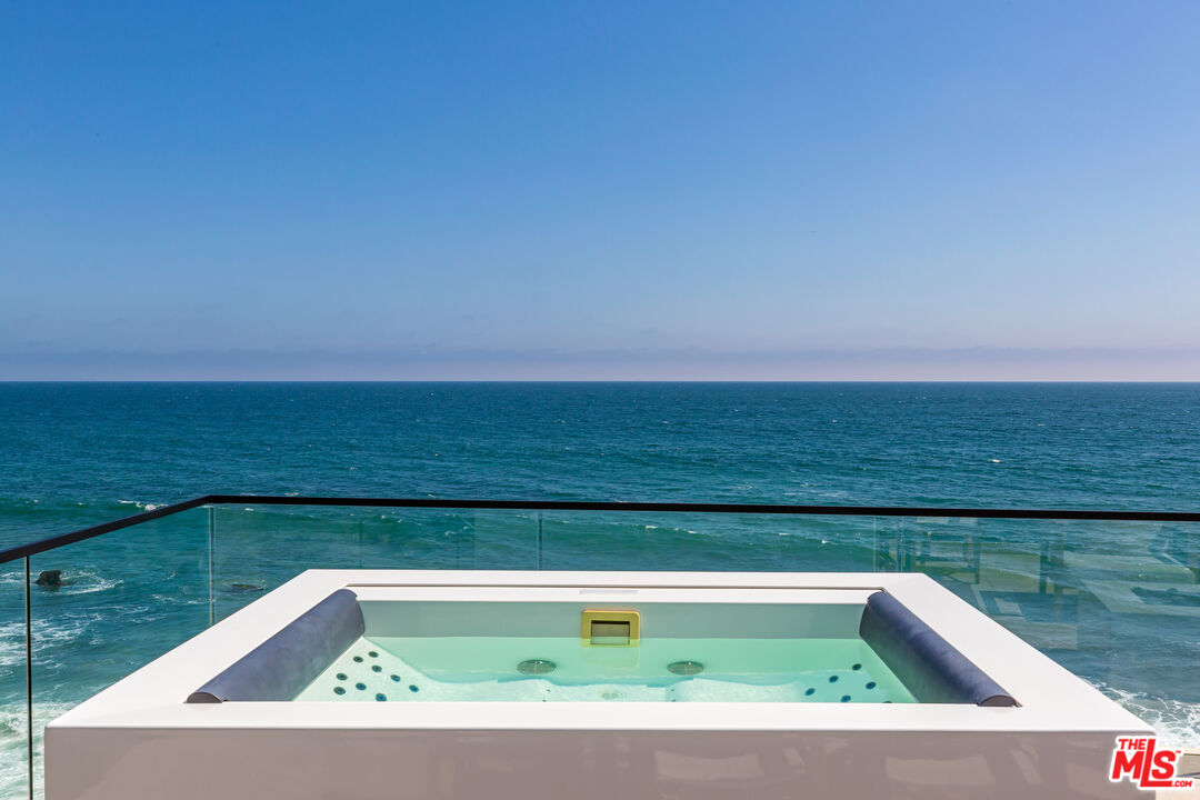 18954 Pacific Coast Hwy