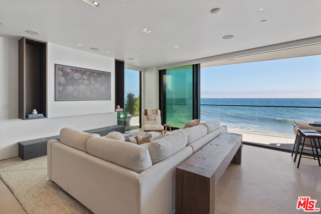 18954 Pacific Coast Hwy