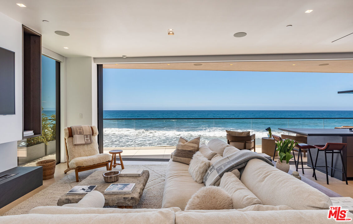 18954 Pacific Coast Hwy