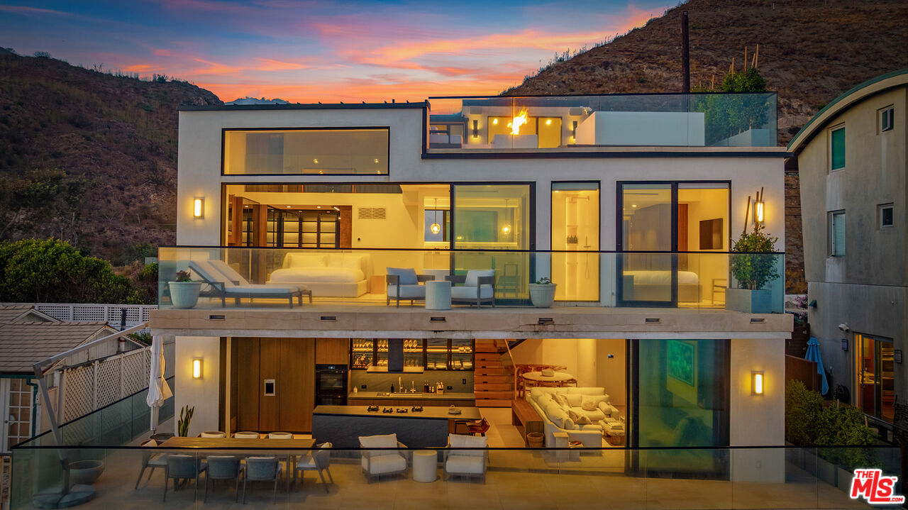 18954 Pacific Coast Hwy