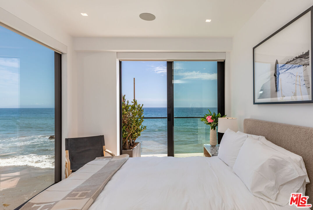 18954 Pacific Coast Hwy