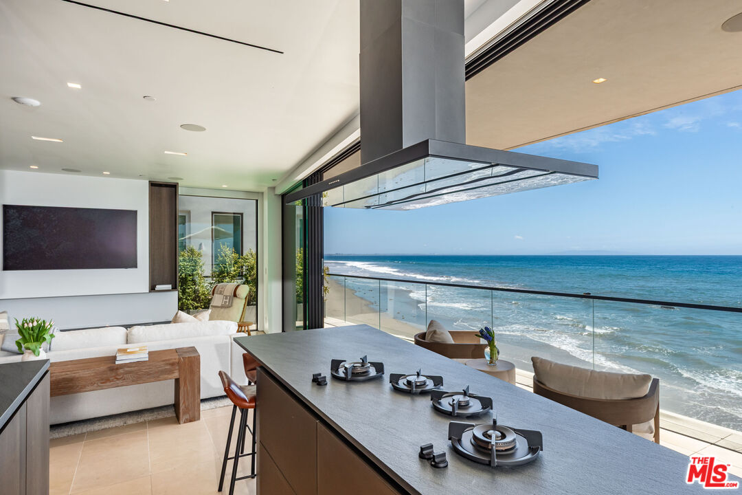 18954 Pacific Coast Hwy