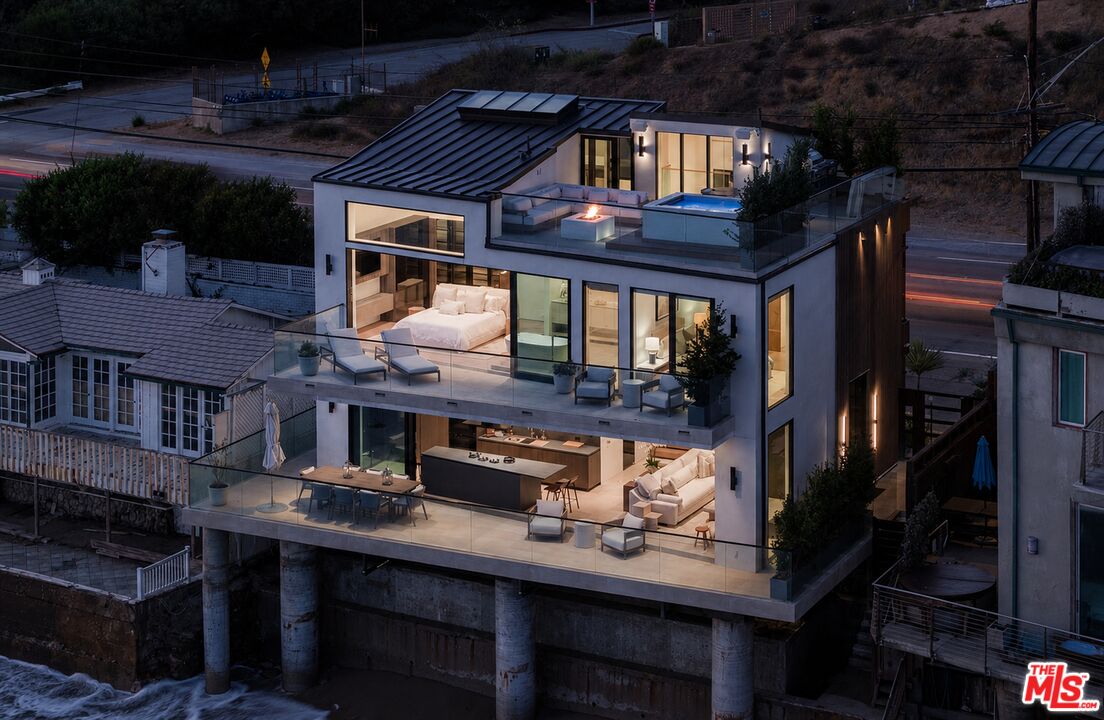 18954 Pacific Coast Hwy