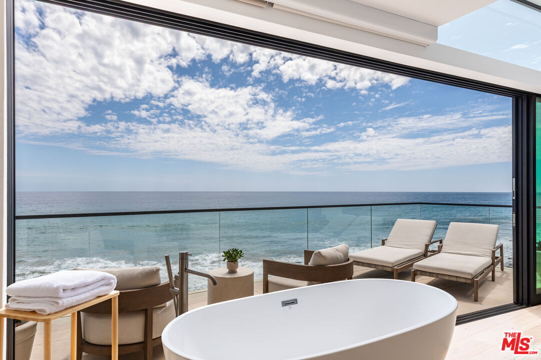 18954 Pacific Coast Hwy