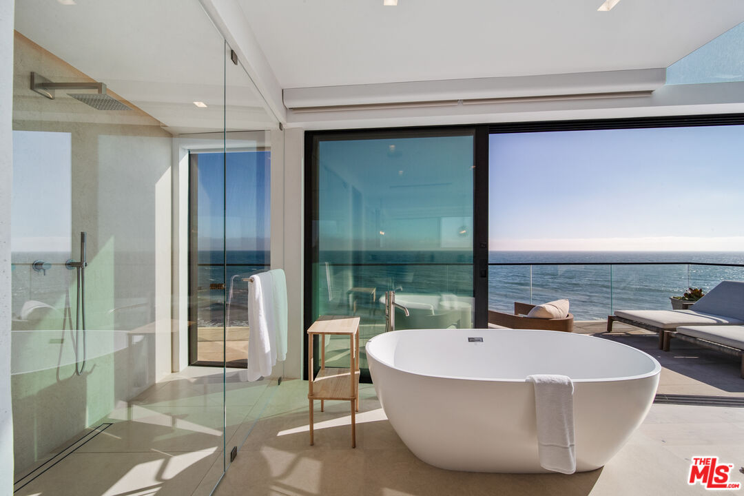 18954 Pacific Coast Hwy