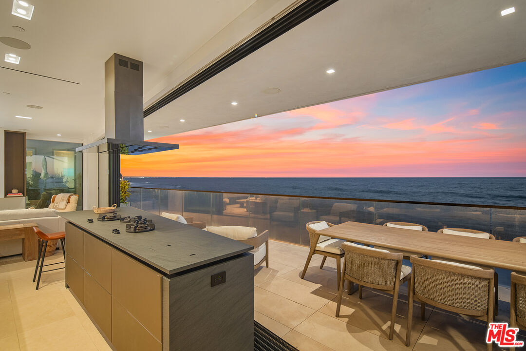 18954 Pacific Coast Hwy