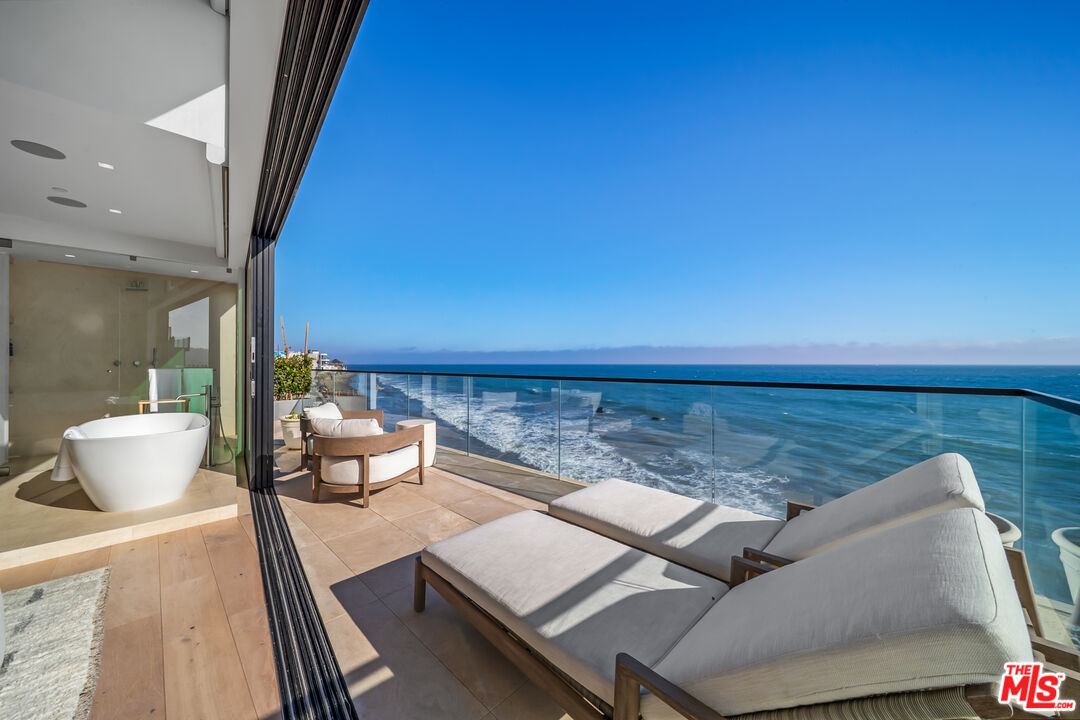 18954 Pacific Coast Hwy