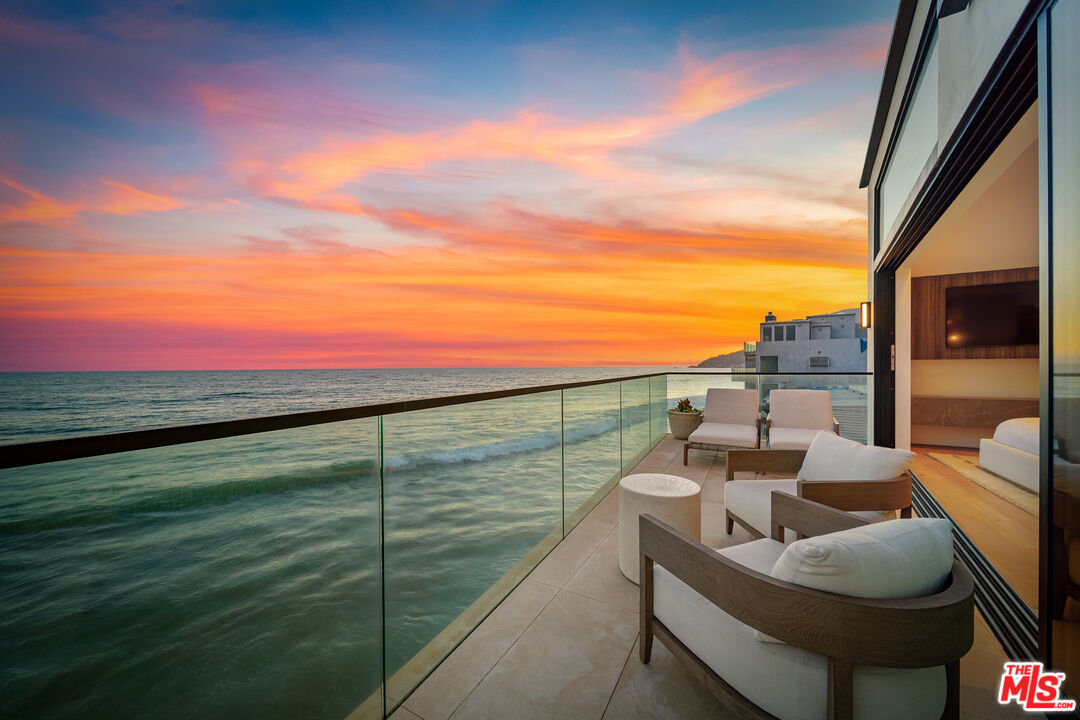 18954 Pacific Coast Hwy