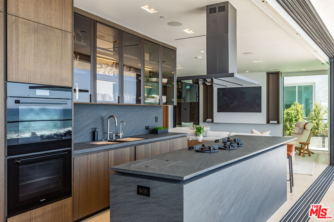 18954 Pacific Coast Hwy