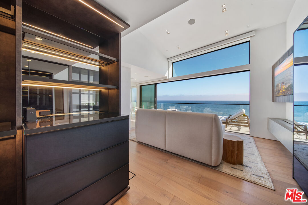 18954 Pacific Coast Hwy