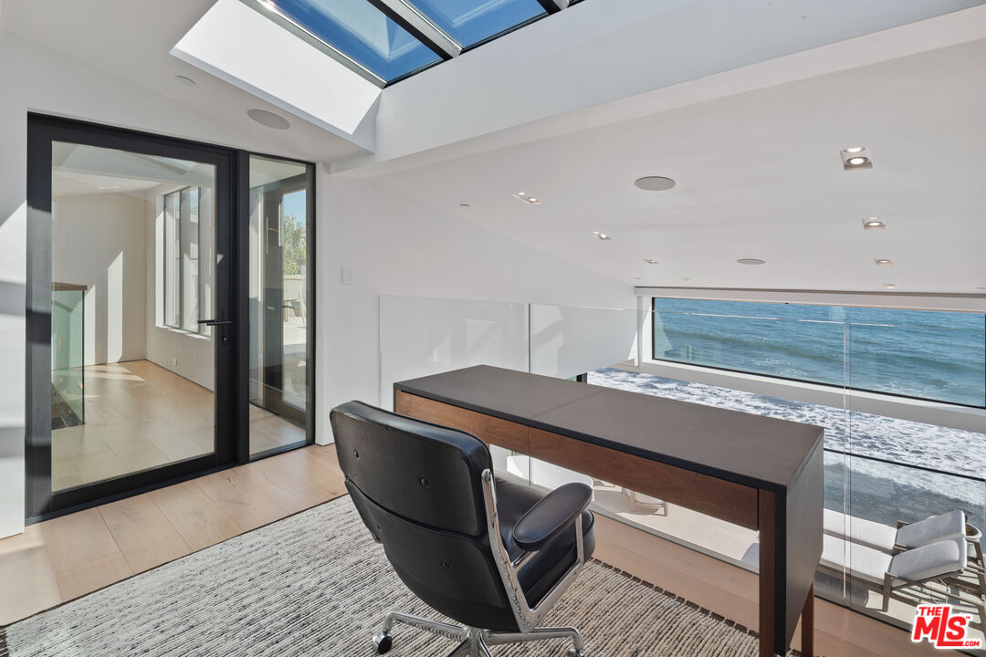 18954 Pacific Coast Hwy