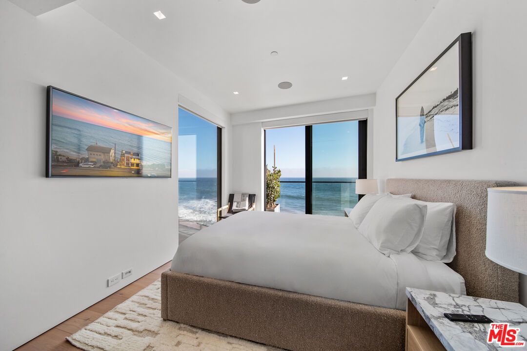 18954 Pacific Coast Hwy