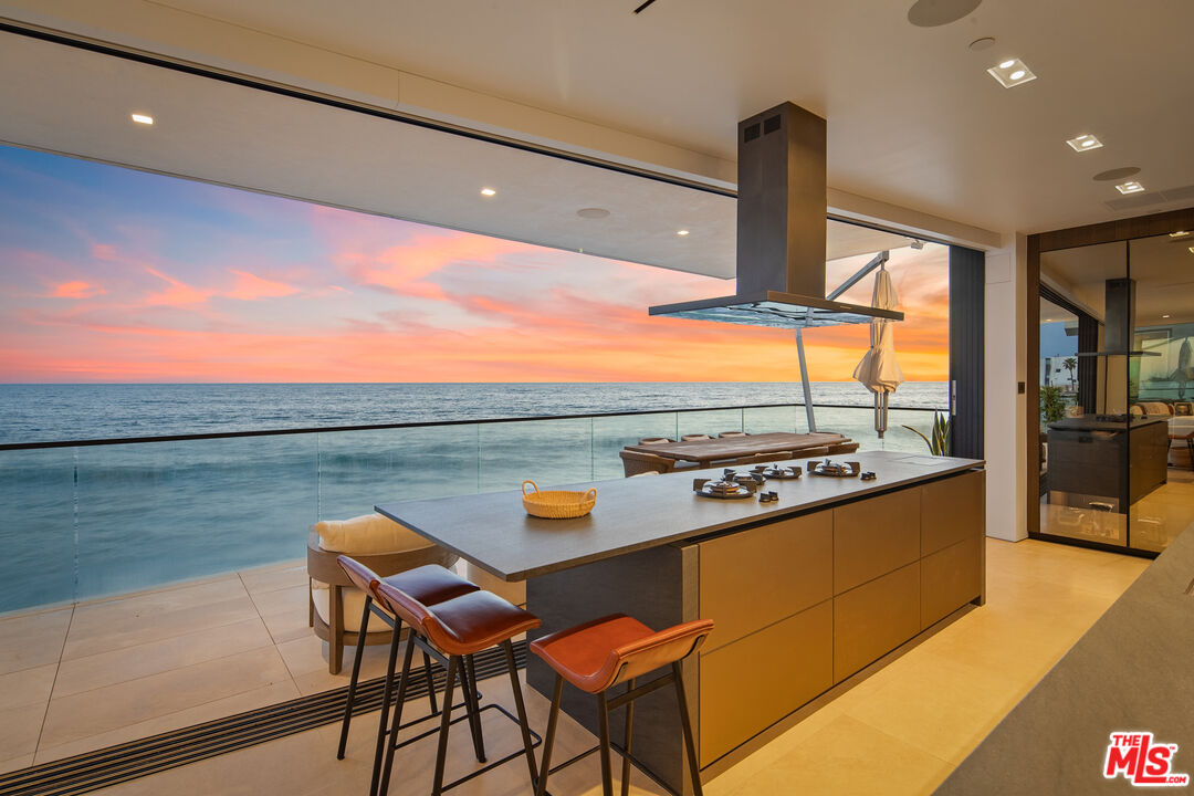 18954 Pacific Coast Hwy