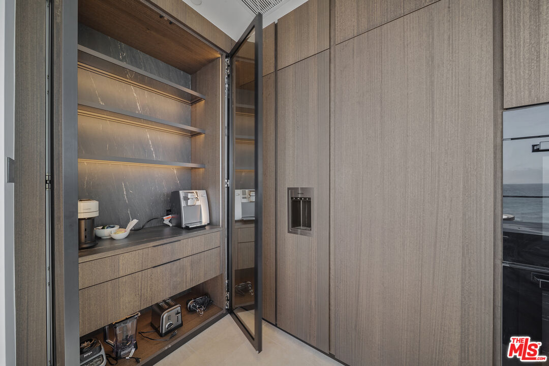 18954 Pacific Coast Hwy