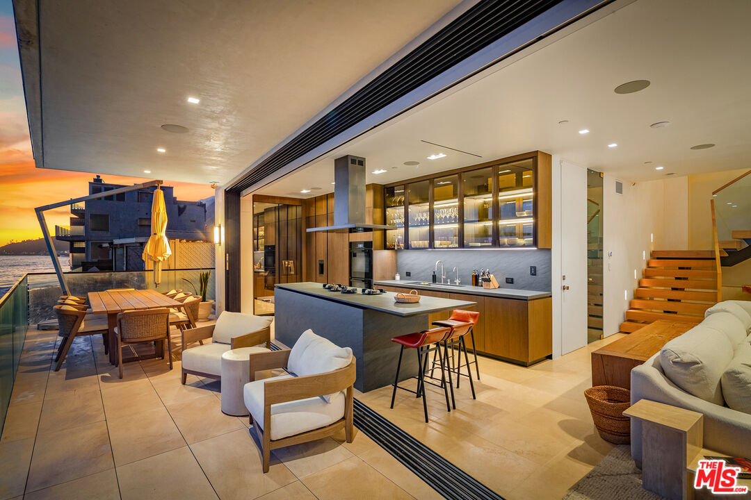 18954 Pacific Coast Hwy