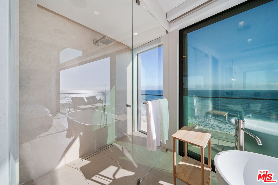 18954 Pacific Coast Hwy