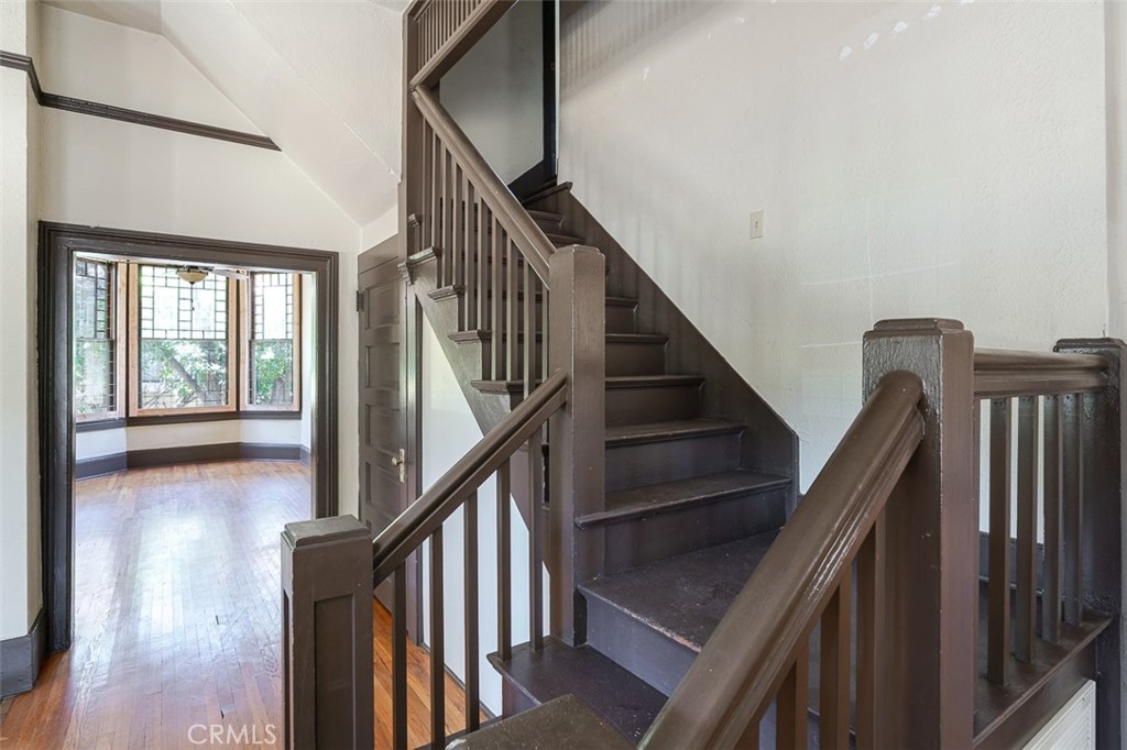 734 Saint John Avenue