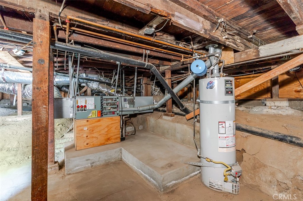 734 Saint John Avenue