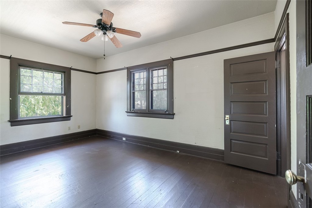 734 Saint John Avenue