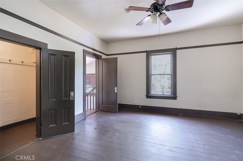 734 Saint John Avenue