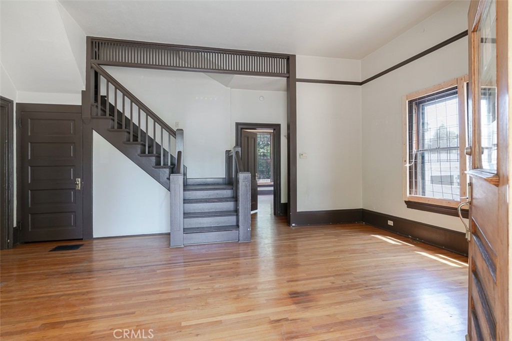 734 Saint John Avenue