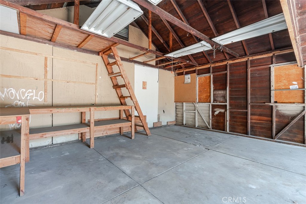 696 Saint John Avenue