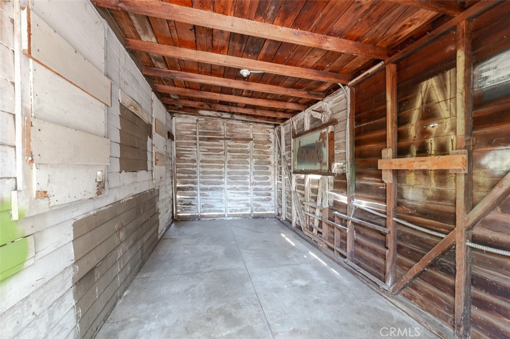 696 Saint John Avenue