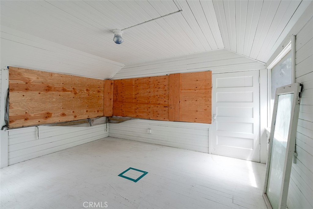 696 Saint John Avenue