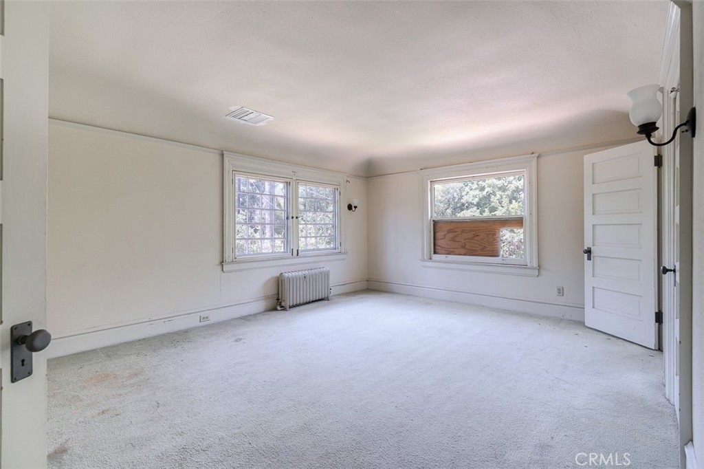 696 Saint John Avenue