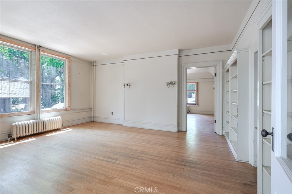 696 Saint John Avenue