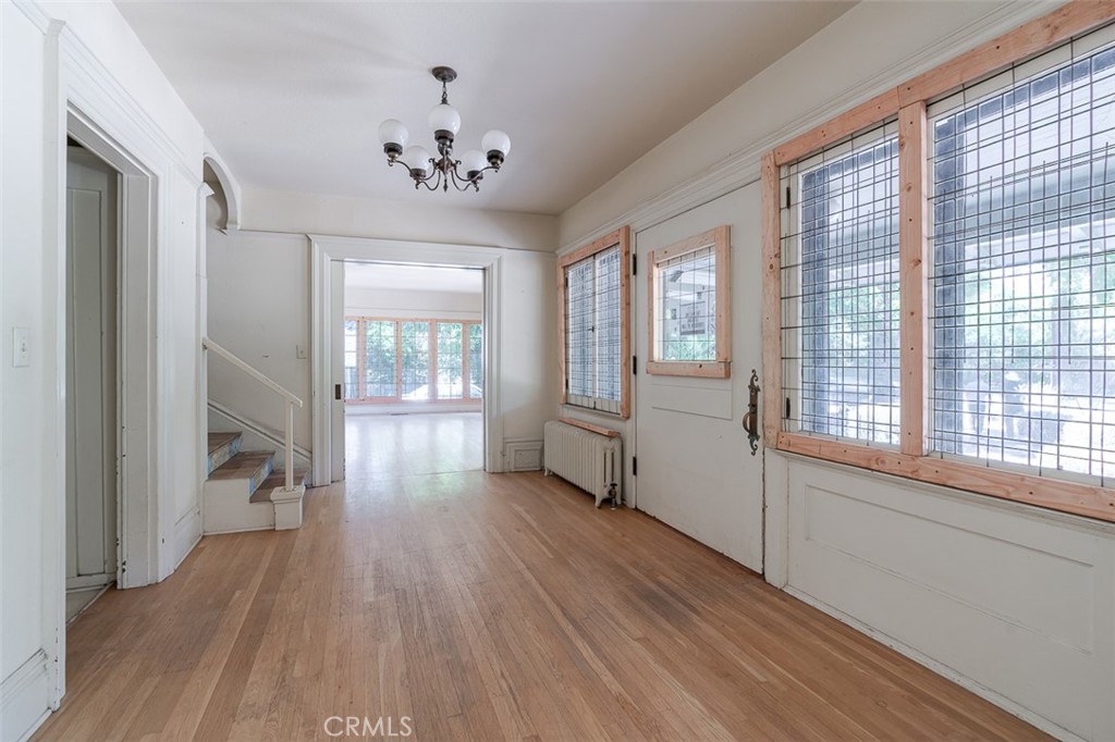 696 Saint John Avenue