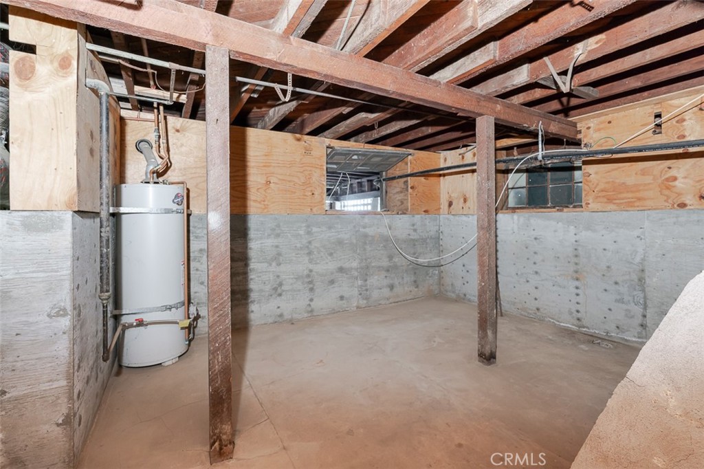 696 Saint John Avenue