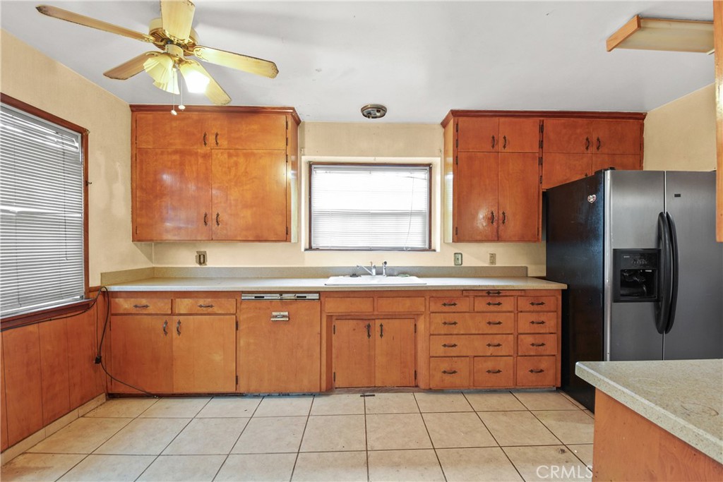 1122 W 124th Street