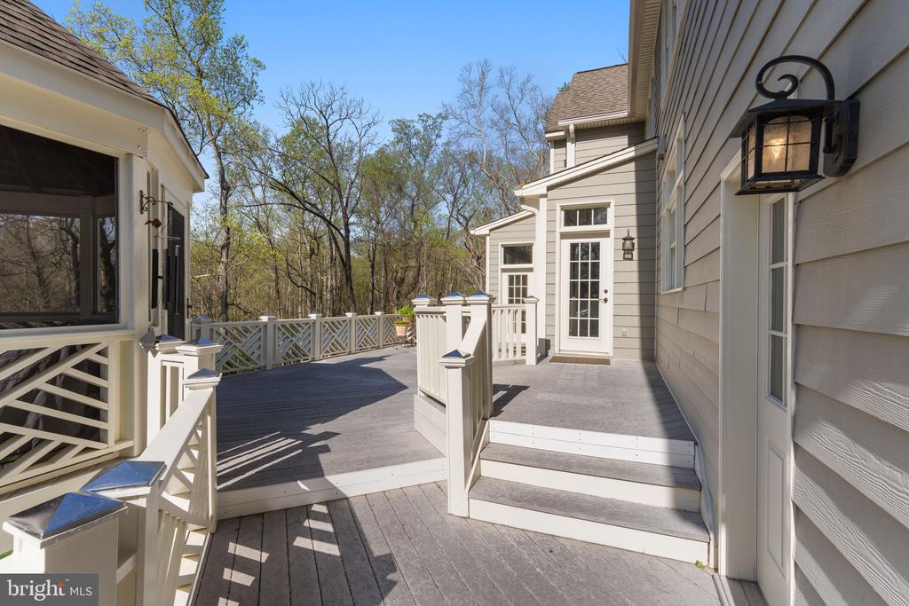 10409 Hunter Station Rd