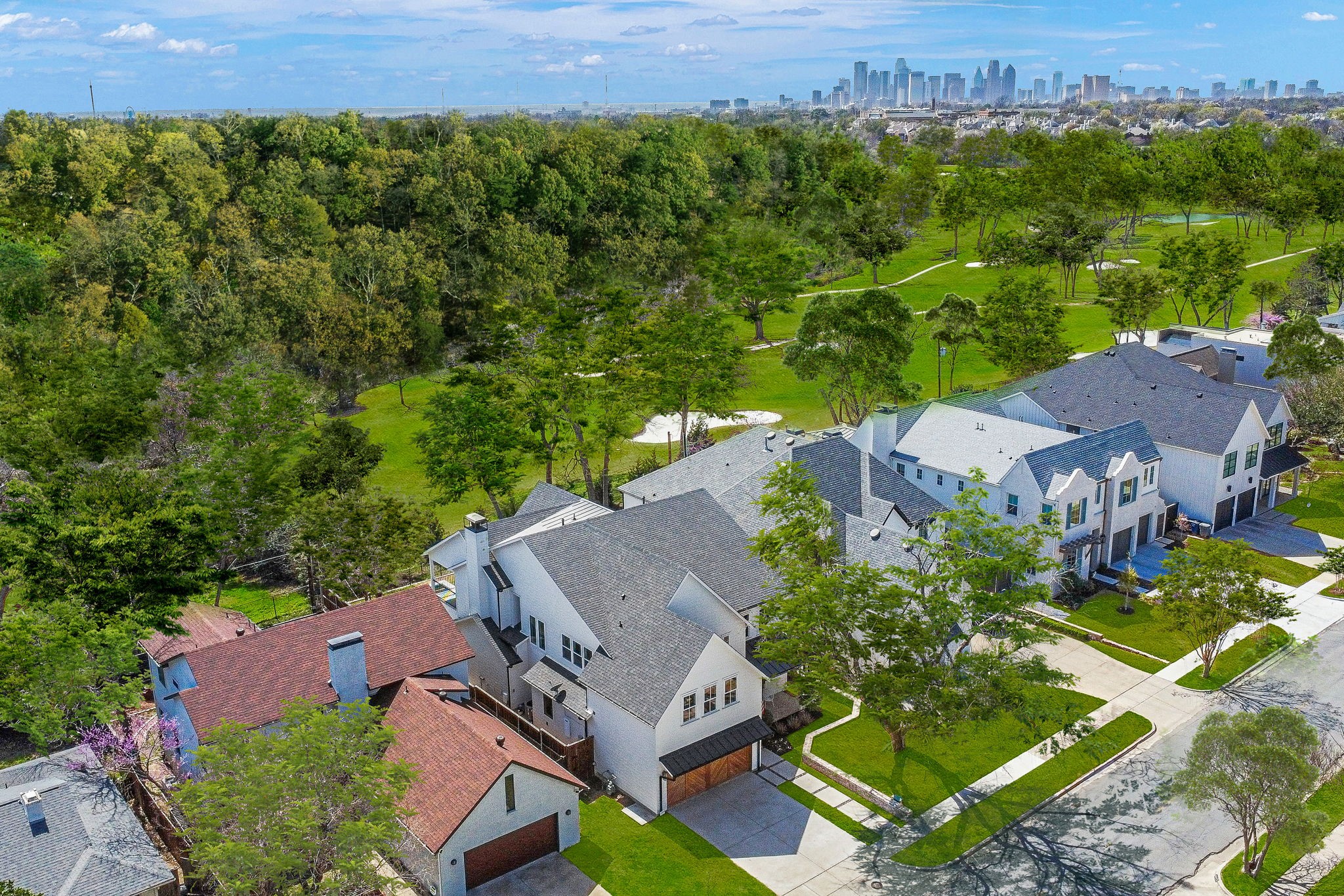 6946 La Vista Drive