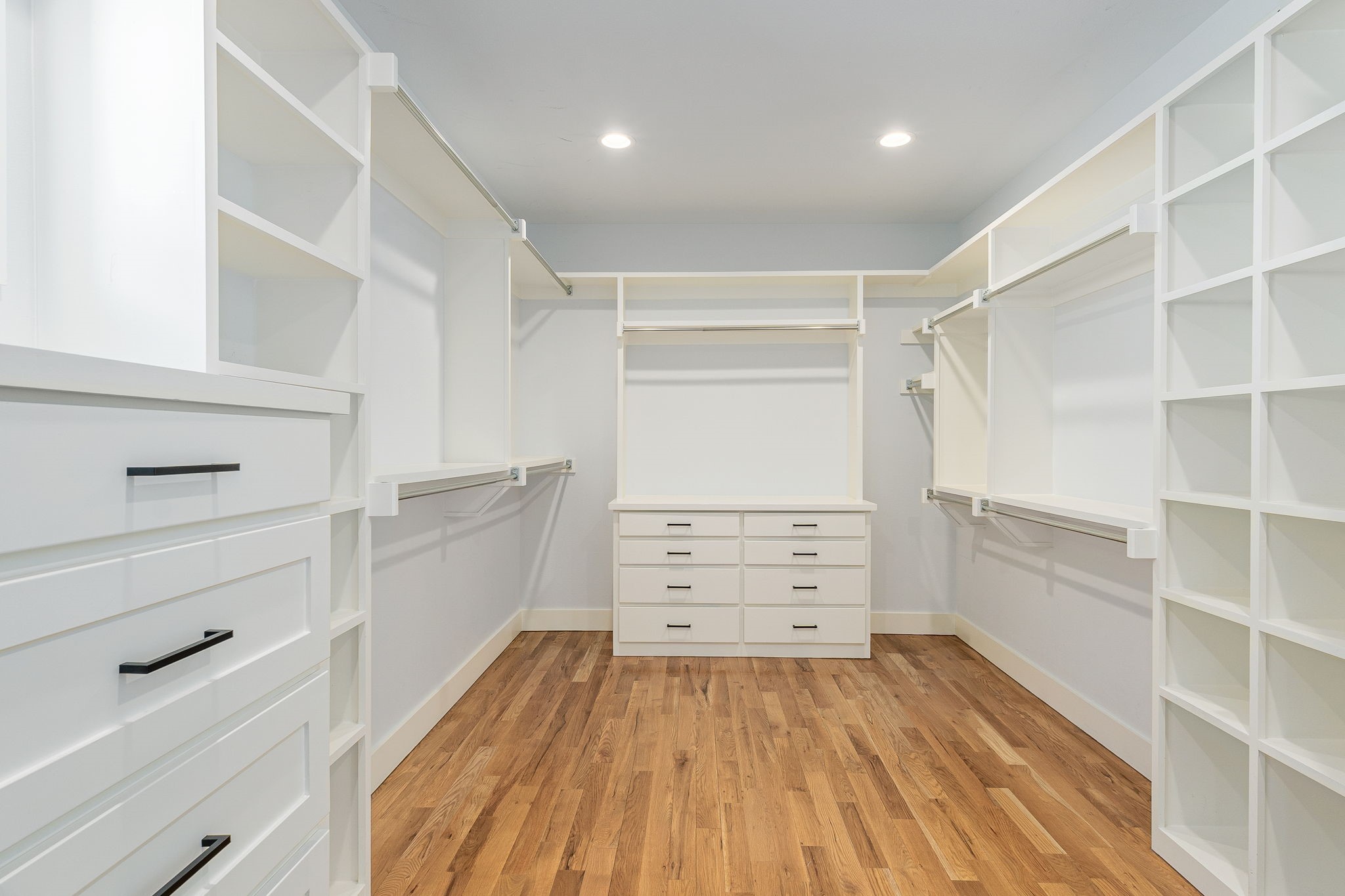 6946 La Vista Drive