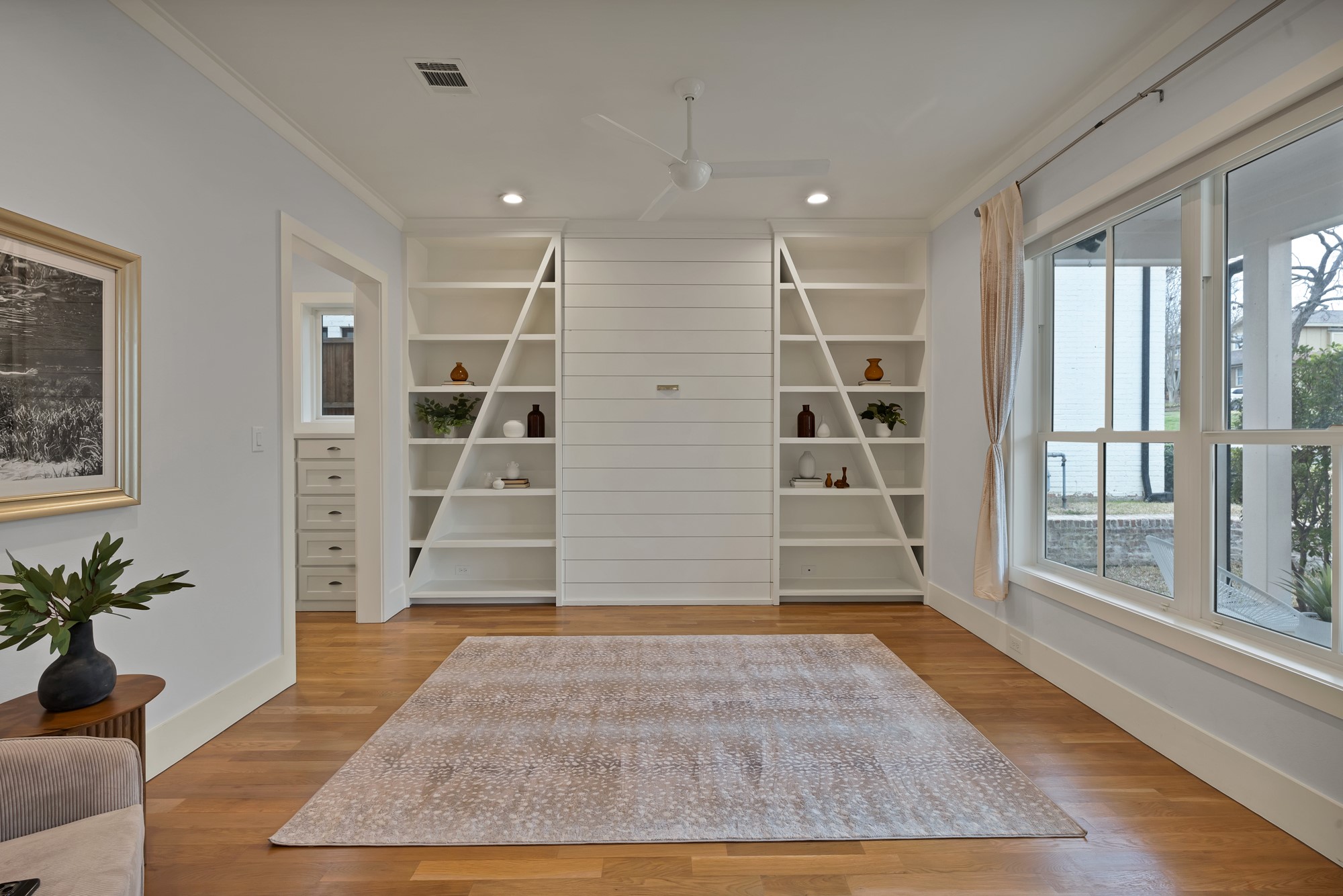 6946 La Vista Drive