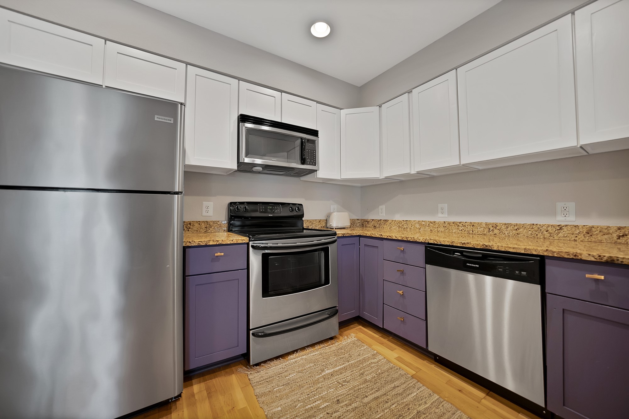 2722 Knight Street 407B