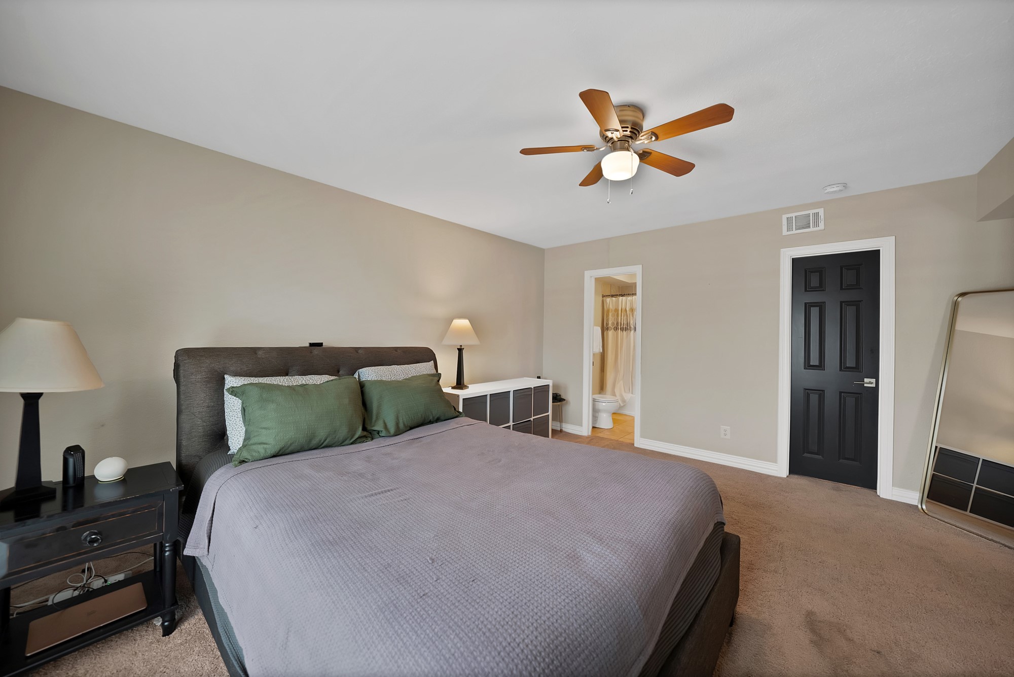 2722 Knight Street 407B