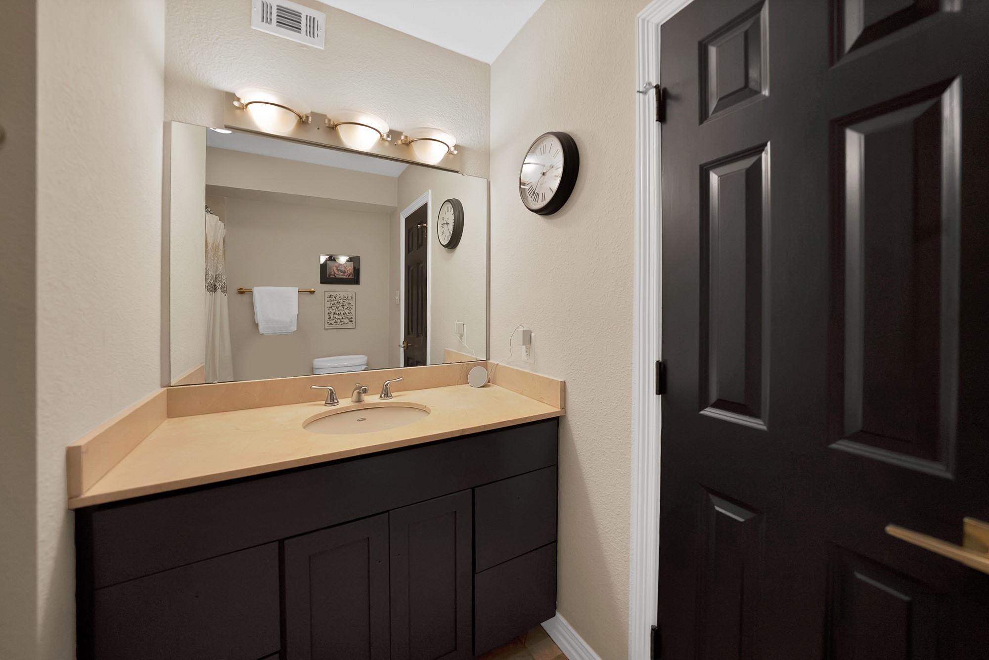 2722 Knight Street 407B