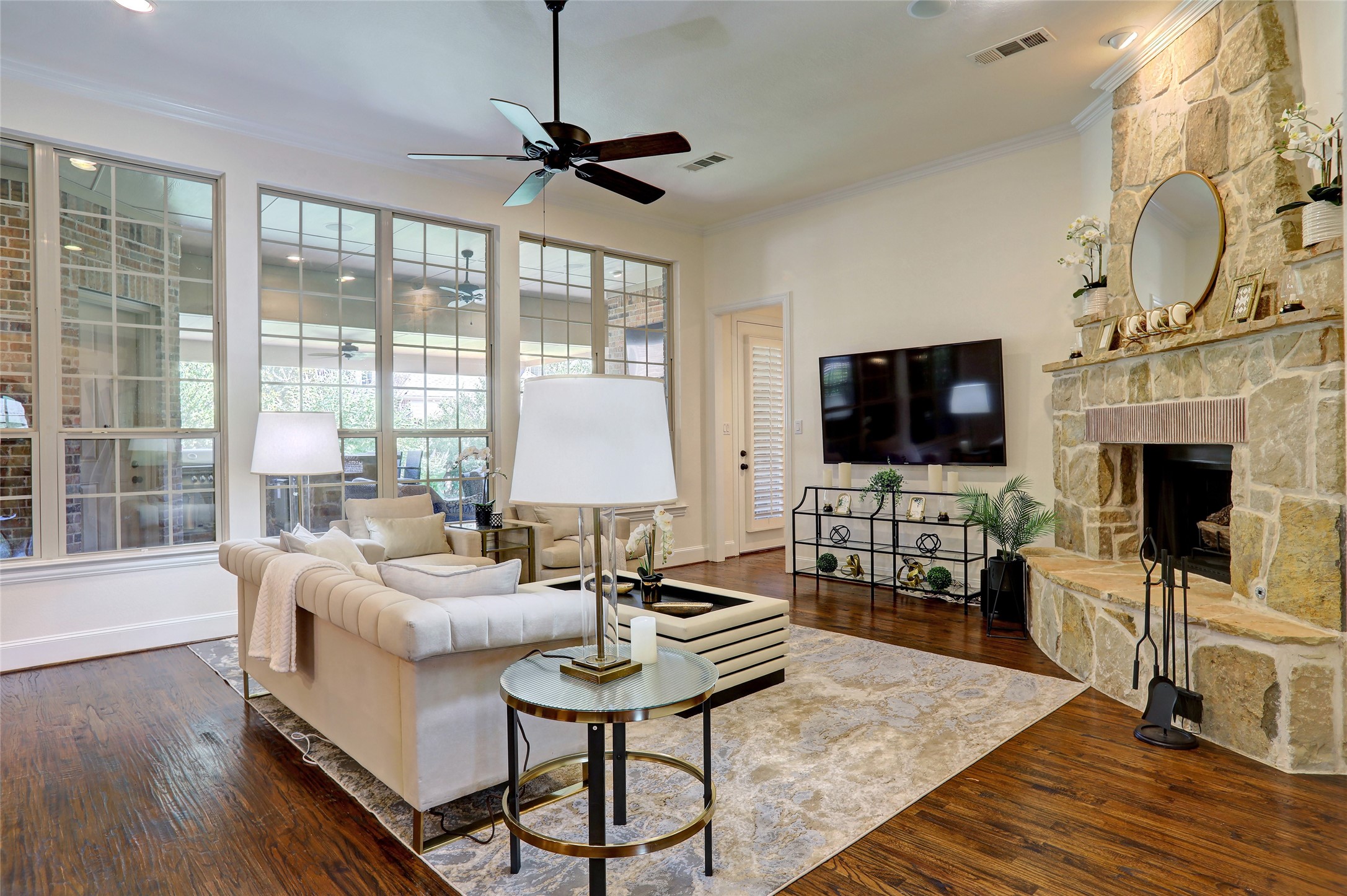 1906 Lexington Avenue