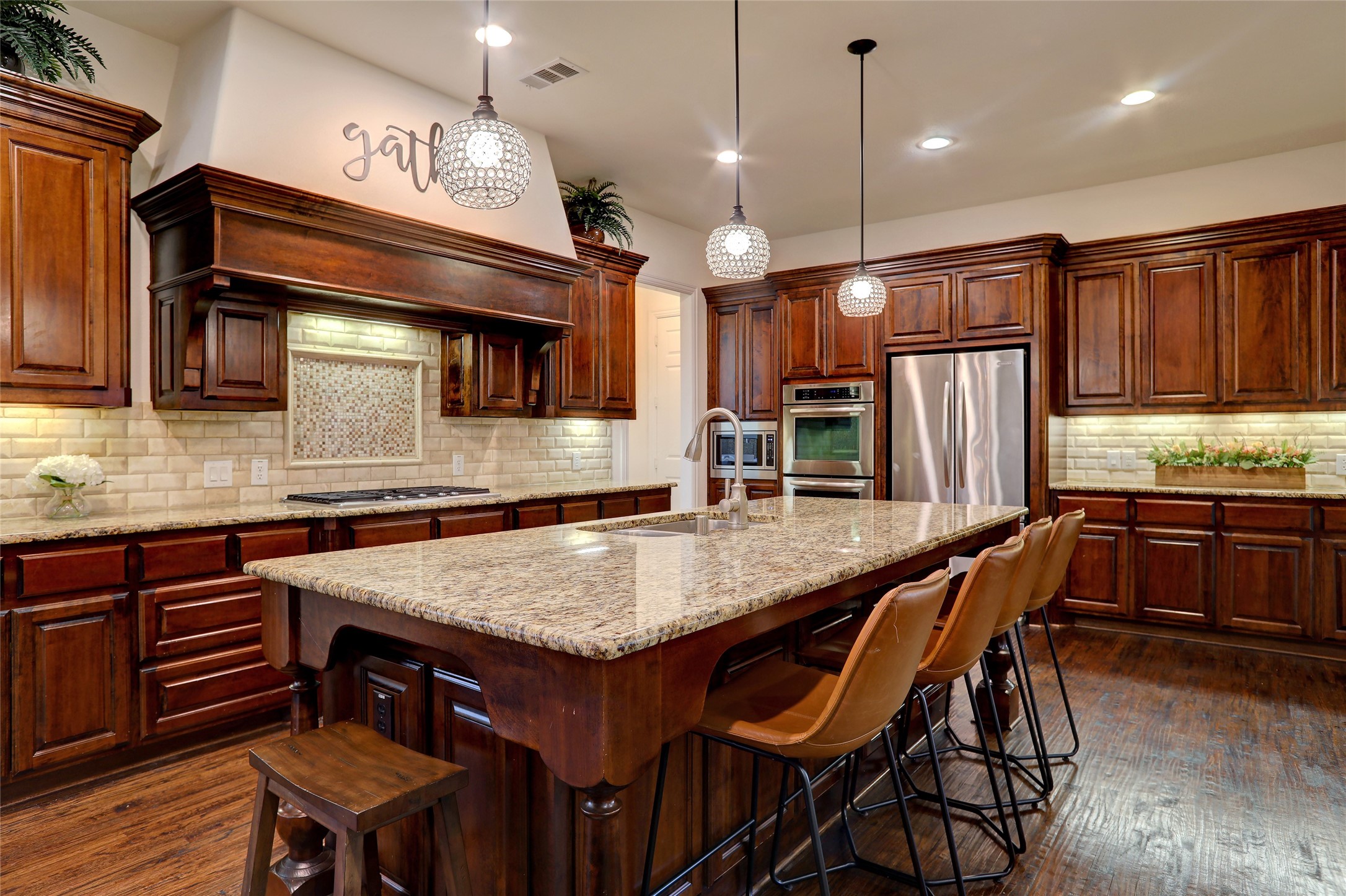 1906 Lexington Avenue