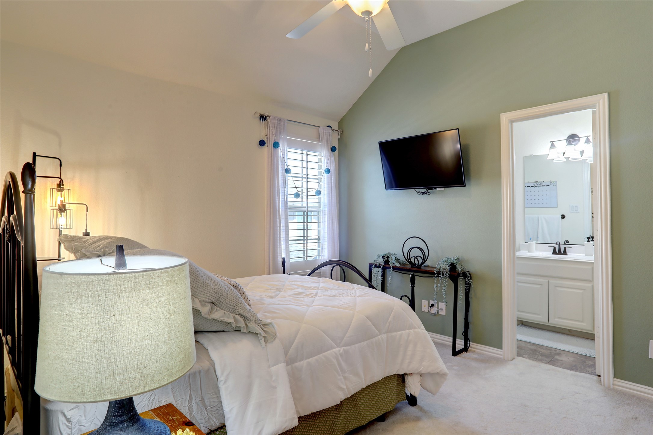 1906 Lexington Avenue